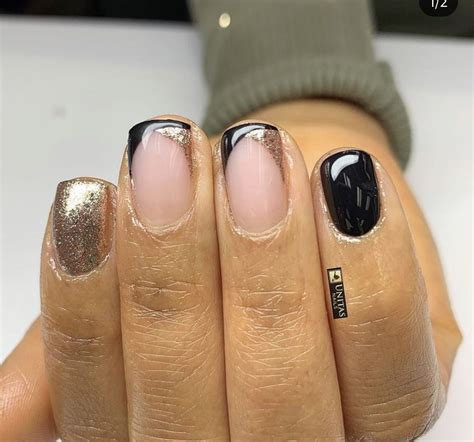 Pin By Robyn Liverpool On Mani Nails Acrylic Nails Nude Short Square Acrylic Nails