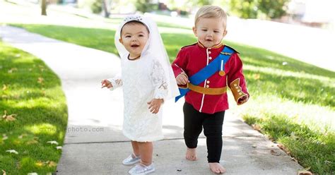 These 11 Sibling And Group Halloween Costumes Are Too Adorable To ...