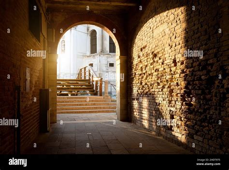 passage wllas venice passages wall venices stock photo alamy