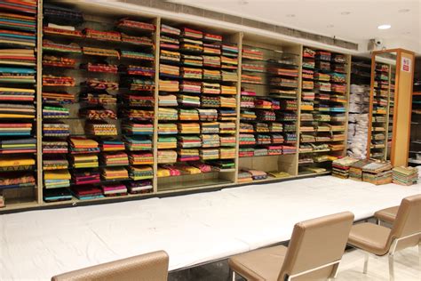 visit shopping spots discover chennai