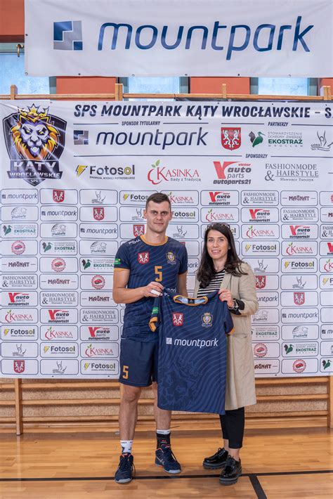 Patrocinio del equipo local de voleibol - Mountpark