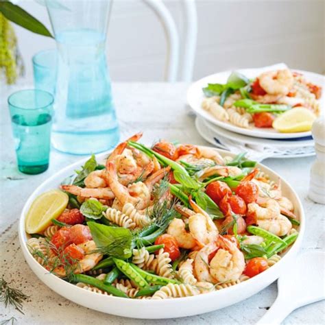 Salade De Pâtes Aux Crevettes Aux Tomates Et Herbes Recette Minceur