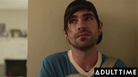 Latina Vicky Chase Gets Her Ass And Pussy Eaten By Bearded Biker Before Riding Him