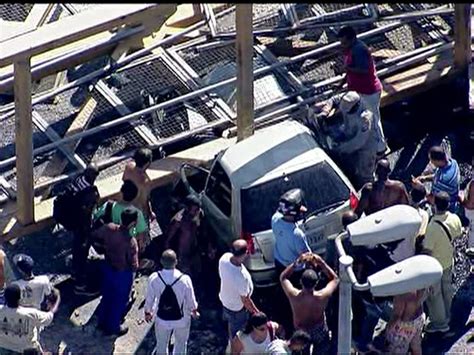 MILITARY BRIDGE OPERATIONS Desastre No Rio De Janeiro Queda De