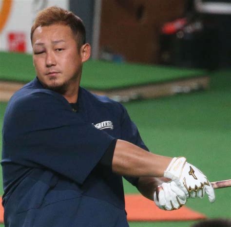 【今季の中田翔】日本ハム最長タイ10年連続開幕4番、転倒し右目負傷など プロ野球写真ニュース 日刊スポーツ