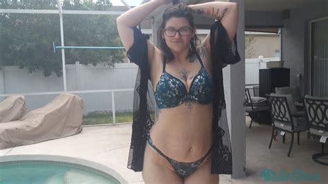 Solo Strip Tease Nude Model Walk PsiloSiren Clips Sale