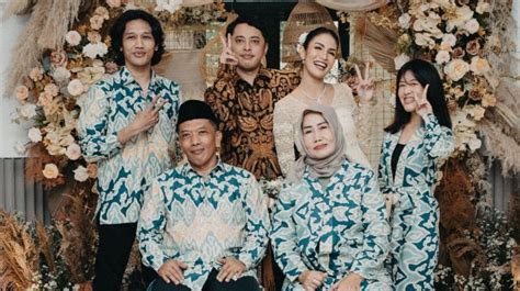 Momen Pertunangan Aulia Sarah Dan Adityar Zulhyandra Aladin Bahagia