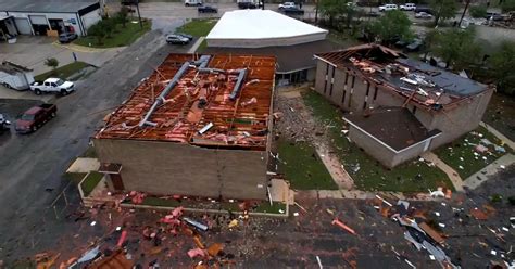 Gulf Coast hit with tornadoes and flooding - CBS News