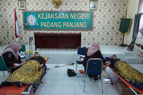 Kejaksaan Negeri Kejari Kota Padang Panjang Memperingati Hari Bhakti