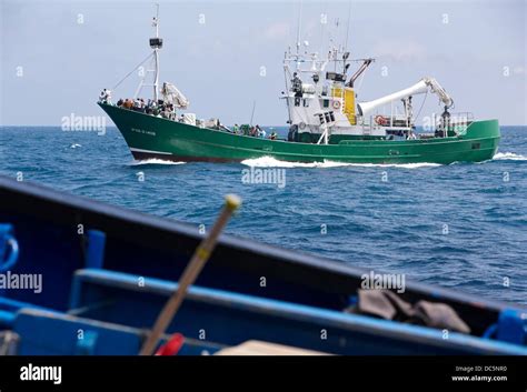 Embarcacion Pesquero Fotograf As E Im Genes De Alta Resoluci N Alamy