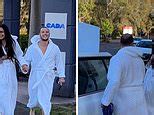Video Naked Dating Couple Get Into Limo For Kyle And Jackie O Segment