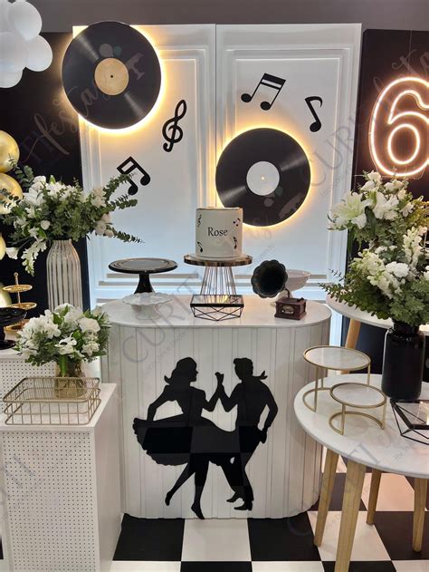 Decoração Para Festa Anos 60 - Decoração de Festa - Tema Anos 60 | Curitifestas
