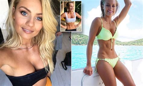 Hot Sexy Eleanor Fulton Bikini Pics