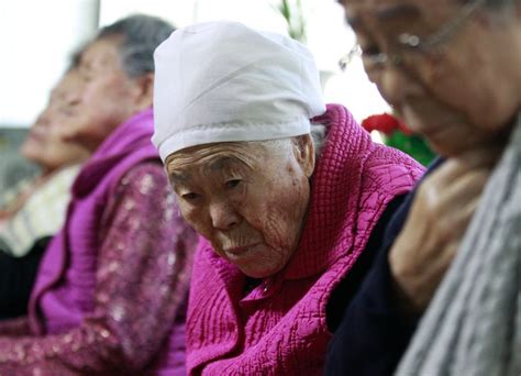 Coming To Terms On Japans Wartime Sex Slaves The New York Times