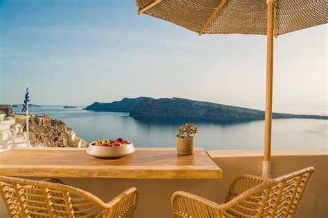 NANO OIA VILLAS Prices Villa Reviews Santorini Greece