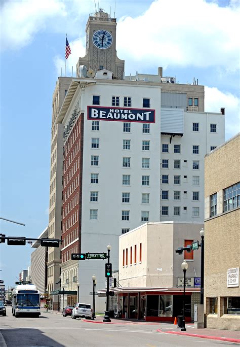 City accepts $1.175M offer for Hotel Beaumont