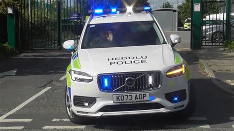 North Wales Police Marked Volvo XC90 Armed Response Vehicle Responding ...