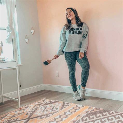 50 Natalies Outlet Hot Pictures 12thBlog