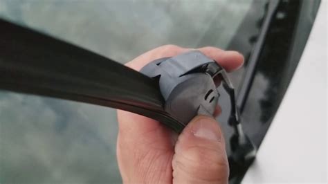 Windshield Wiper Replacement Guide