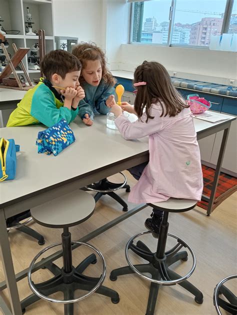 SABES QUE O AR EXISTE E OCUPA ESPAÇO? - Colégio de Gaia - Escola Católica