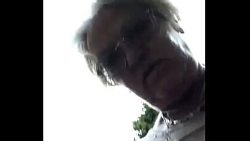 Oma Harige Kut Onder Jurk XVIDEOS