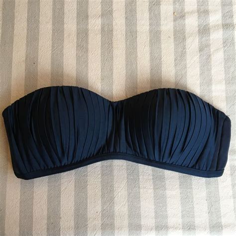 Seafolly Bikini Bandeau Top Women S Fashion Tops Sleeveless On Carousell