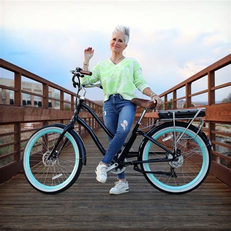 Electric Bikes with Throttle | What you Need to Know About Ebikes with Throttle!