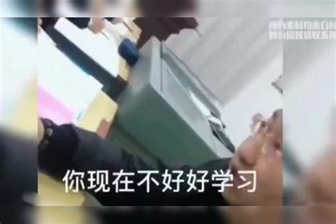 老师辅导作业崩溃瞬间！孩子最后的回答亮了！网友：满级小孩！辅导作业崩溃