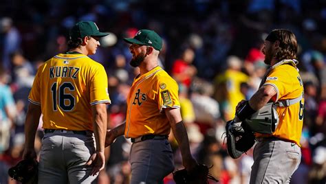 Texas Rangers shock fans with bold waiver claim from division rival ...