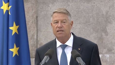 Iohannis La Ceremonia De Nvestire A Noului Ef Al Armatei Prelua I