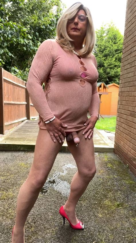 Amateur Crossdresser Kellycd Sexy Milf Fishnet Pantyhose Nude