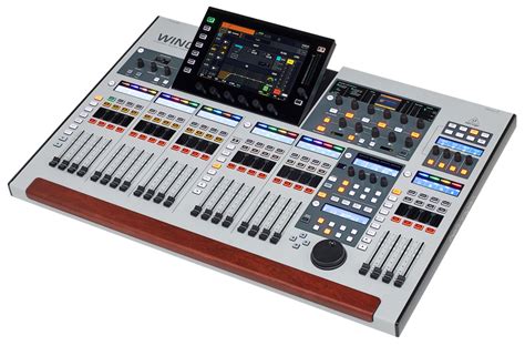 Behringer WING – Thomann UK