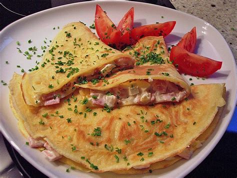 Pfannkuchen mit Zwiebel Schinken Füllung von krissi75 Chefkoch