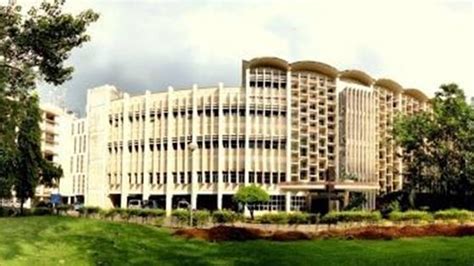 iit bombay     premier college college