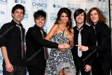 Selena Gomez, & Her Band "The Scene" – Stock Editorial Photo © Jean_Nelson #12954016