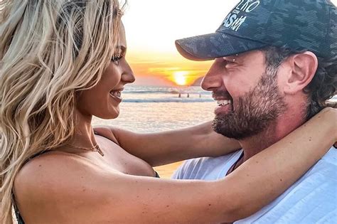 Irina Baeva Supera El Esc Ndalo En Bikini Y Recargada Tras Ser Excluida De Un Panel De