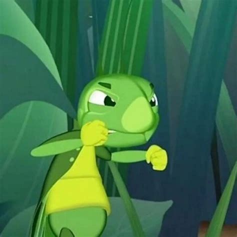 Создать мем "кузя лунтик, кузнечик из лунтика, кузя из лунтик ...