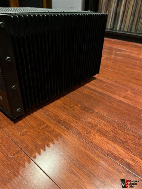 Adcom 5802 Amplifier Photo 4346792 Canuck Audio Mart