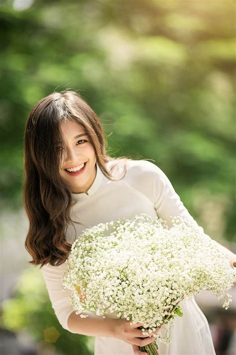 Hot Girl H Ngo I Th Ng P Nh N Ng Th Trong B Nh Chia Tay Th I Sinh Vi N Netizen Vi T