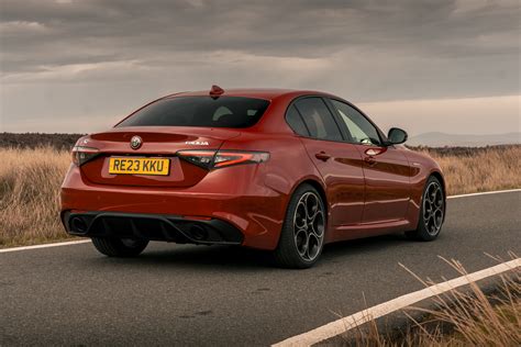 2023 Alfa Romeo Giulia Competizione PH Review PistonHeads UK