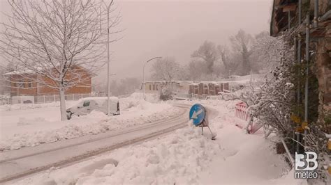 Cronaca Meteo Diretta Neve Arquata Del Tronto Fitta Nevicata A