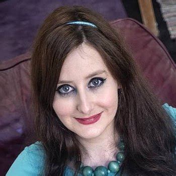 Elly Raine Babe Page Watch This Pornstar On FreeOnes