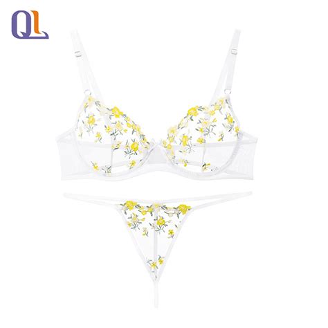 Ladies Lingerie Sexy Elegant Embroidery Flower Close Fitting Underwear