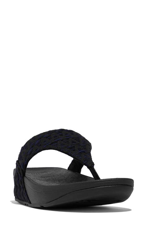 Fitflop Lulu Geo Webbing Flip Flop In Black Lyst