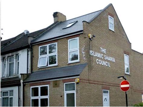 Sharia in the UK: The courts in the shadow of British law offering