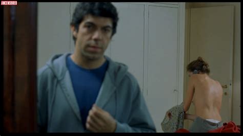 Naked Claudia Gerini In Al Cuore Si Comanda