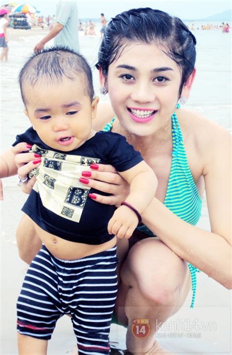 L M Chi Khanh L N U Khoe Body N Ng B Ng V I Bikini