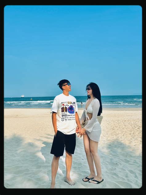 Vợ Phan Văn Đức diện bikini khoe vóc dáng nuột nà 3 vòng sexy không