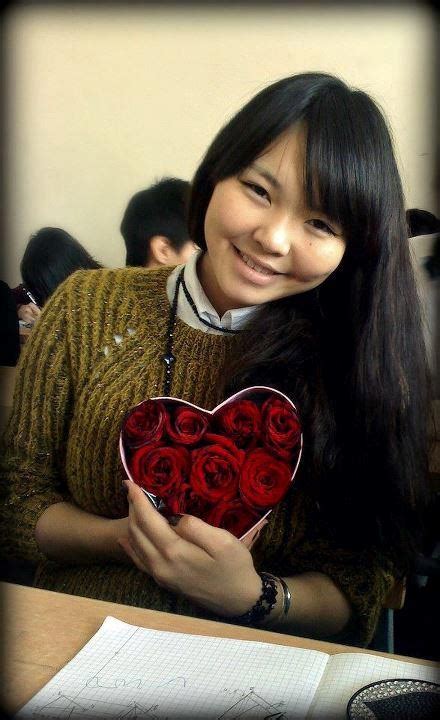 Thiếu nữ Mông Cổ xinh đẹp như hot girl Hàn Quốc