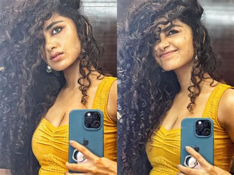 Anupama Parameswaran Mesmerises With Hot Selfies